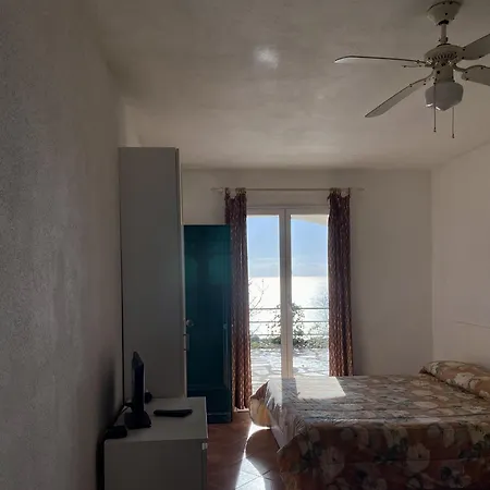 Alloggio per agriturismo L'ulivo E Il Mare