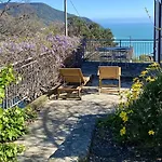 L'ulivo E Il Mare Alloggio per agriturismo Moneglia