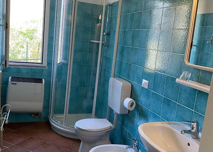 L'ulivo E Il Mare Moneglia