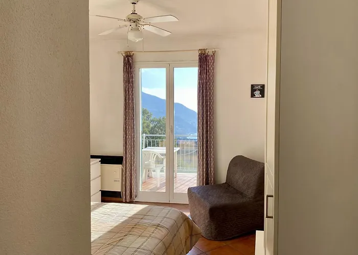 L'ulivo E Il Mare * Moneglia