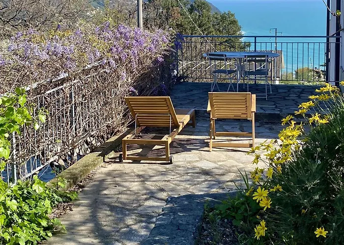 L'ulivo E Il Mare Alloggio per agriturismo Moneglia